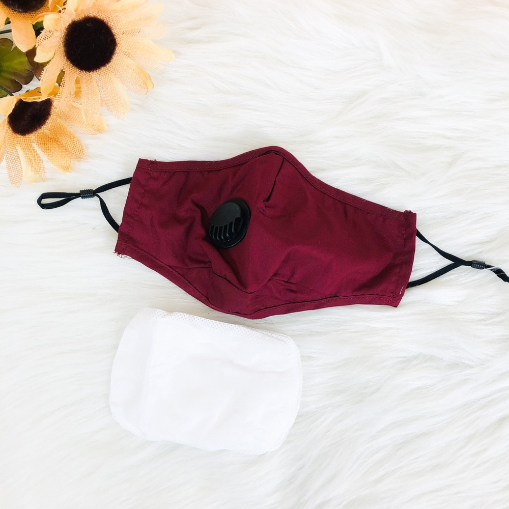 1/$13❗️2/$24❗️3/$33‼️BURGUNDY FACE MASK - mask